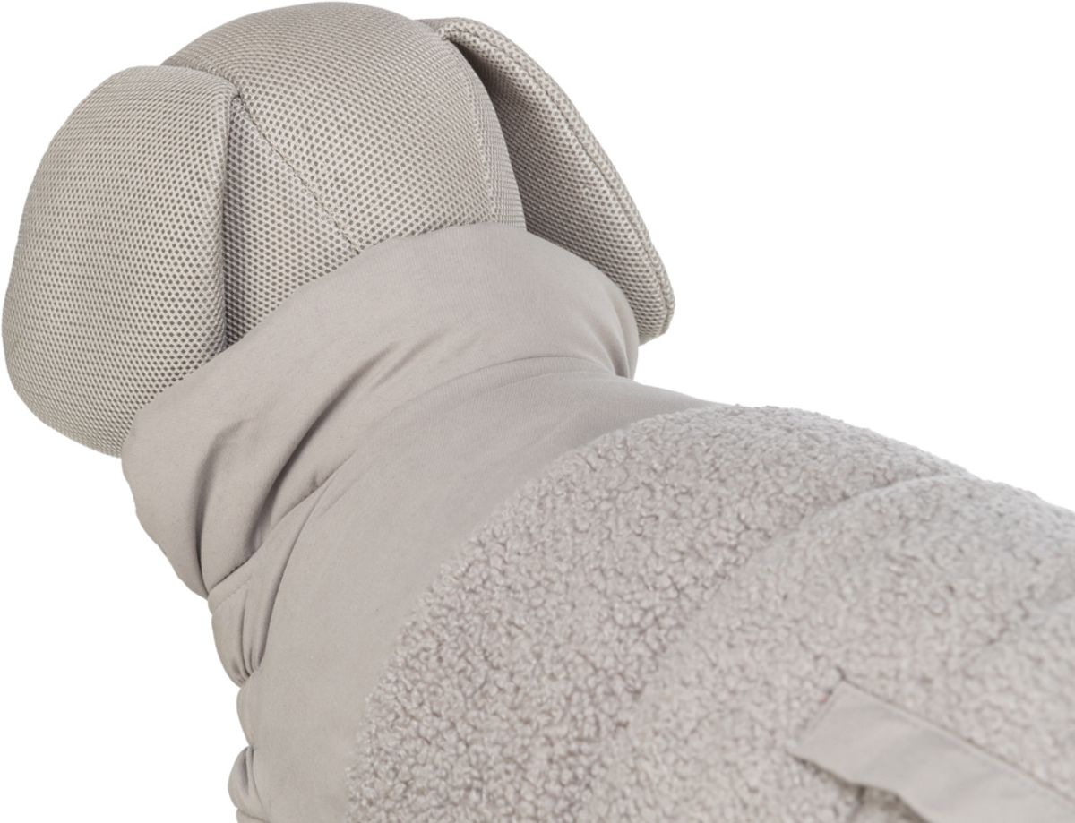 Beige teddy vinterdekken til hund