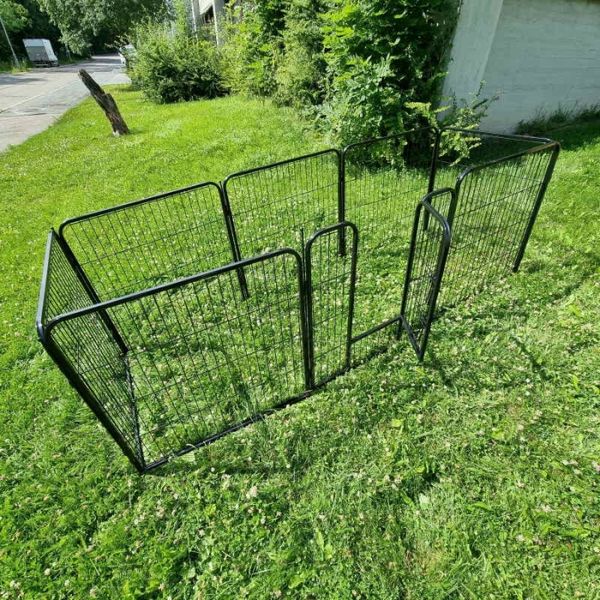 Hovedbilde Hundegjerde til hage og innebruk med 8 paneler - 81 cm høyt
