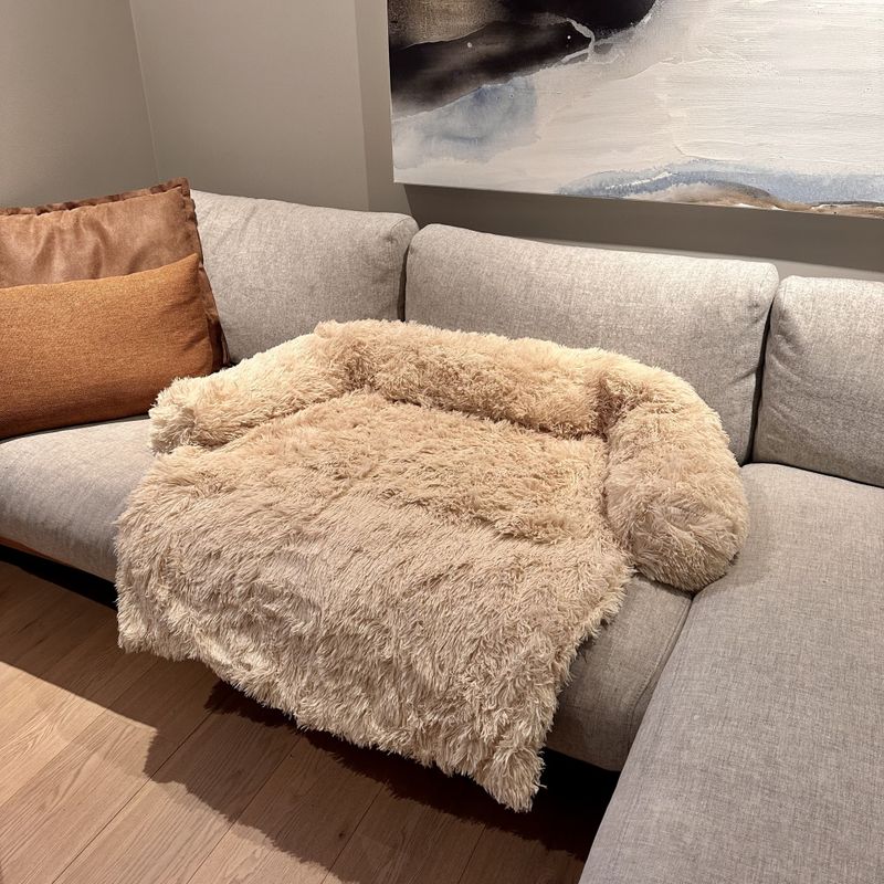 Beige fluffy hundeseng til sofa, seng, bil og gulv - Seng til hund og katt